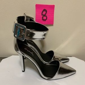 Silver heel size 9